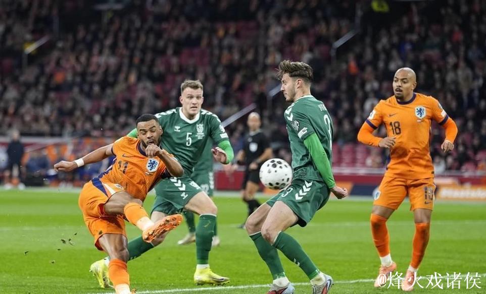 加克波传射西蒙斯破门 荷兰4-0立陶宛晋级世界杯
